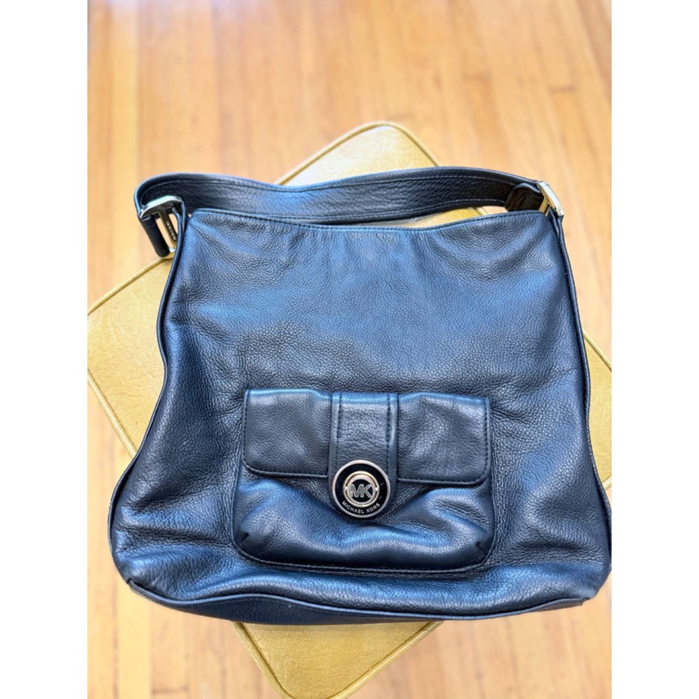 Michael Kors Black Leather Shoulder Bag One Size